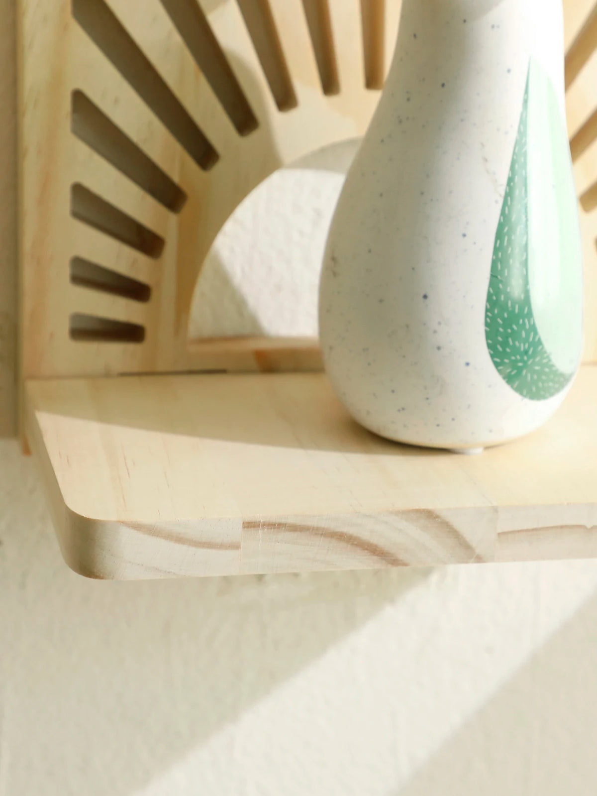 Étagère Murale Soleil en Bois - Noela